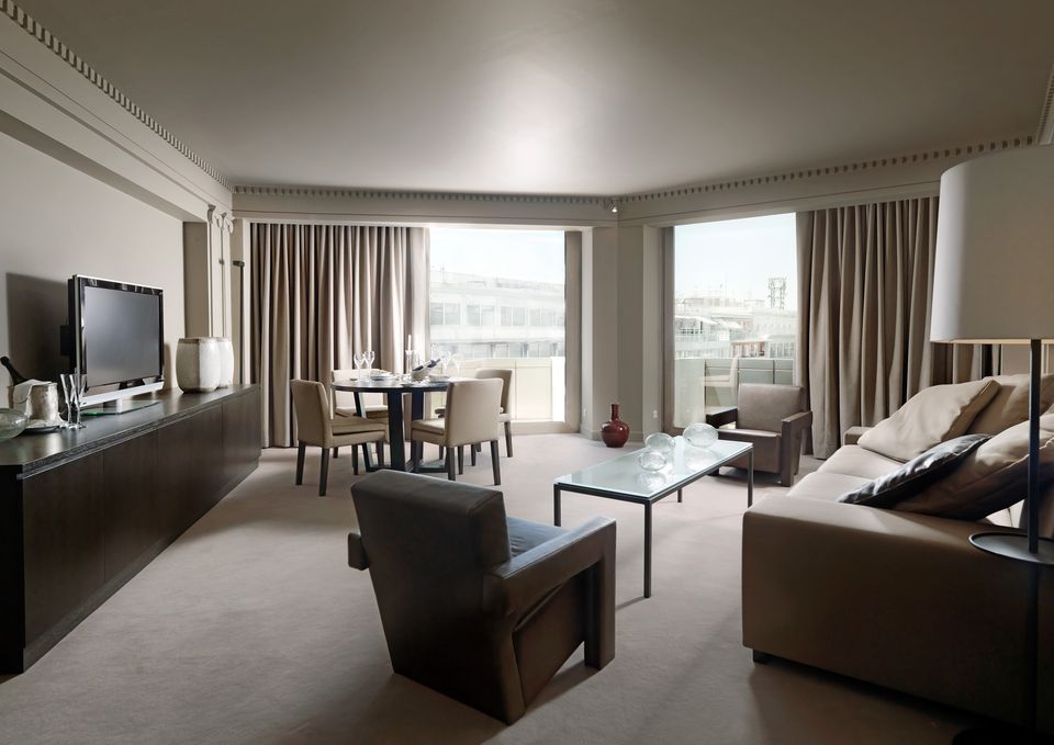 NJV Athens Plaza Hotel