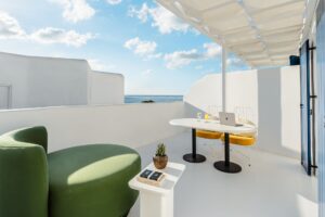 Grand Superior Side Sea View